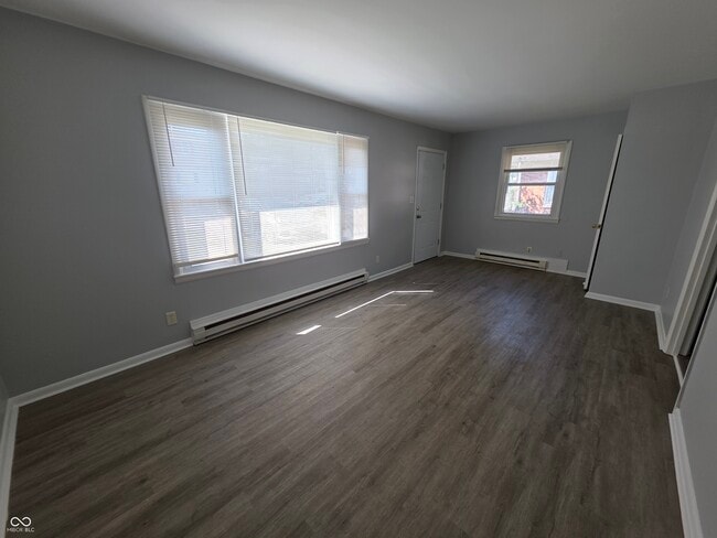 Building Photo - 6216 Eastridge Dr