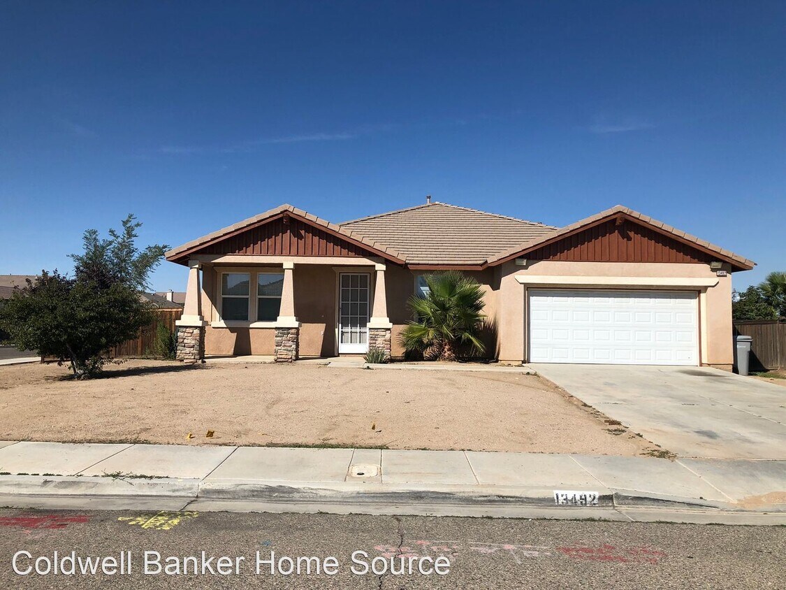 Primary Photo - 4 br, 2 bath House - 13492 Somerset St.