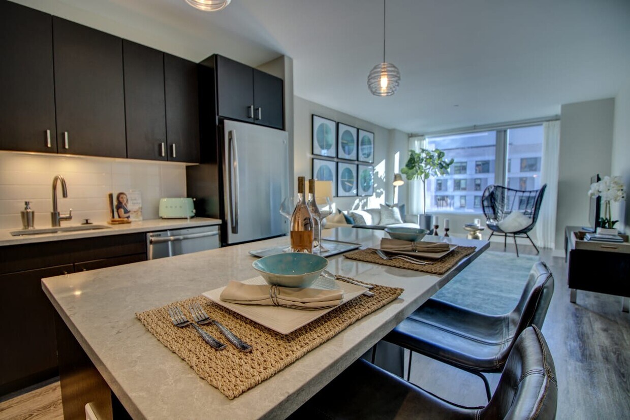 Foto principal - 64 Seaport Blvd