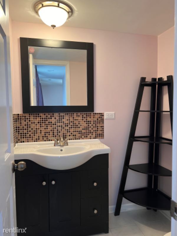 Building Photo - 2 br, 1.5 bath Condo - 4619 Kings walk