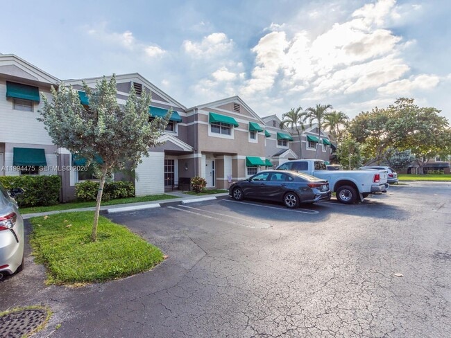 Foto del edificio - 12222 SW 51st Pl