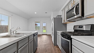 Building Photo - 2326 Spruce Clf Ln