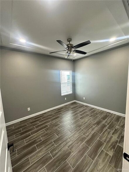 Building Photo - 12500 N 39th Ln