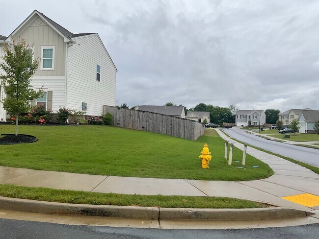 Building Photo - CHARMING 2 STORY HOME IN BARTOW COUNTY