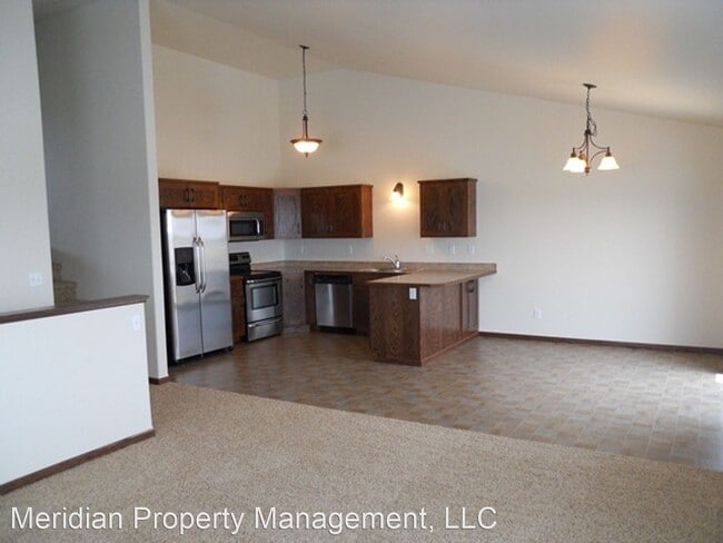 Building Photo - 3 br, 3 bath House - 6098 55th Ave S