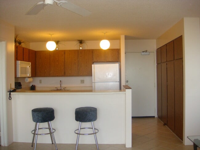 Kitchen - 98-402 Koauka Loop