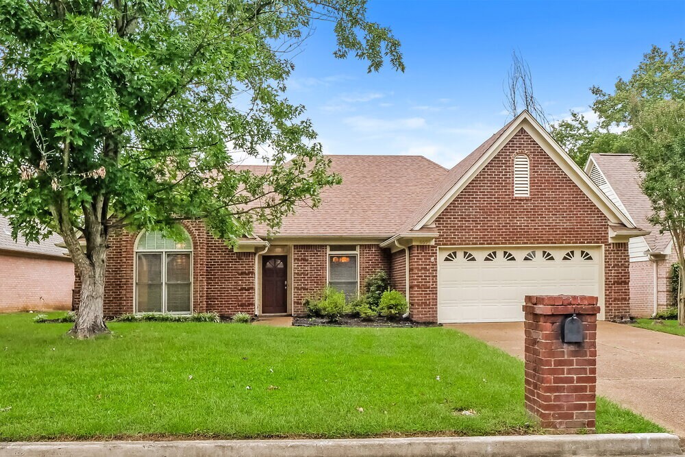 Foto principal - 8695 River Mill Cove