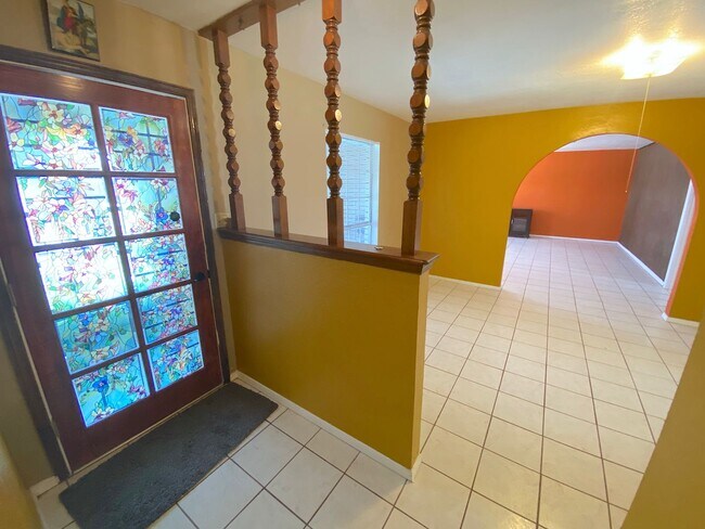 Foto del edificio - Northeast El Paso 3 Bed Refrig A/C