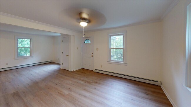 Building Photo - 406 Christian Herald Rd