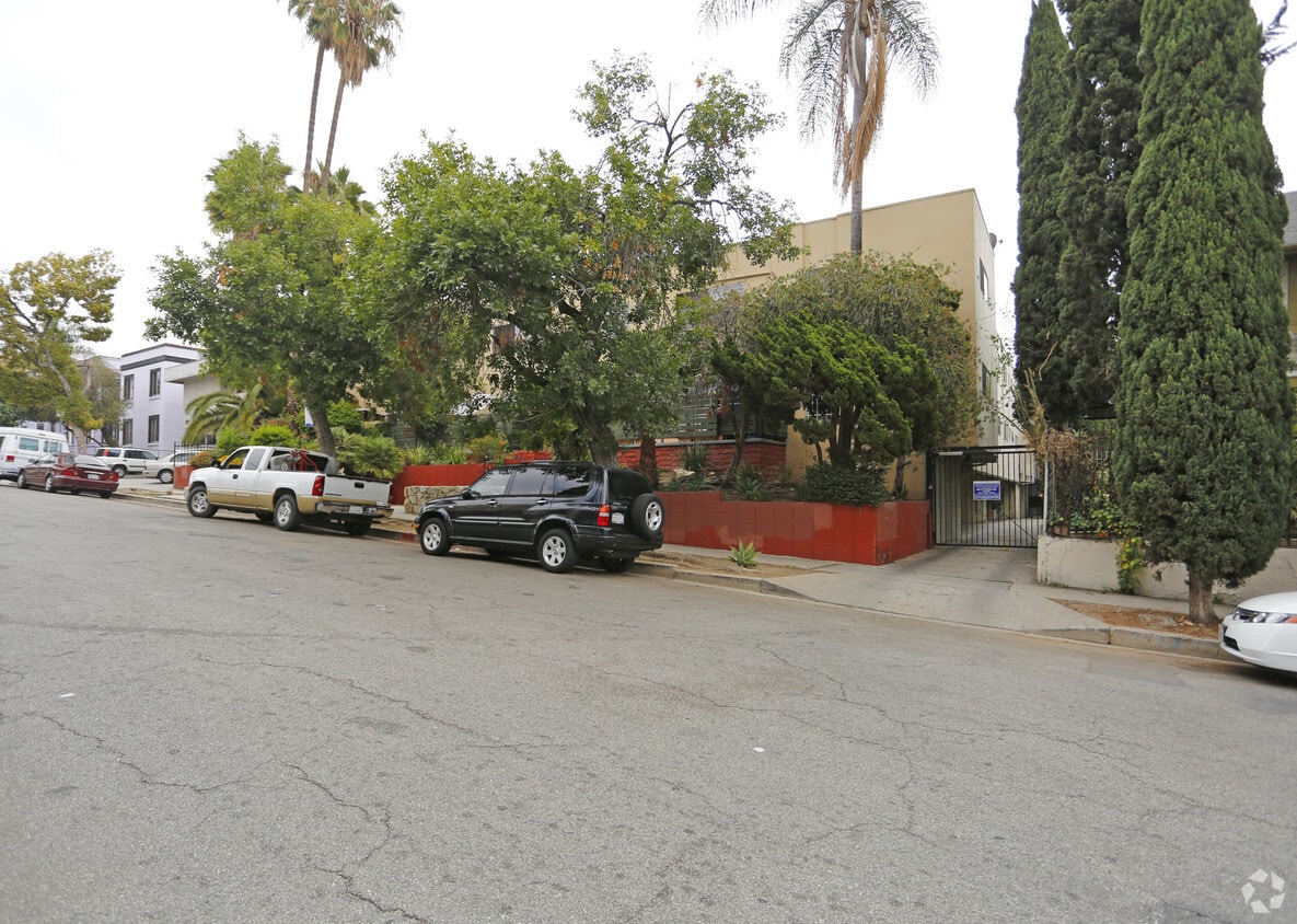 Building Photo - 250 S Reno St