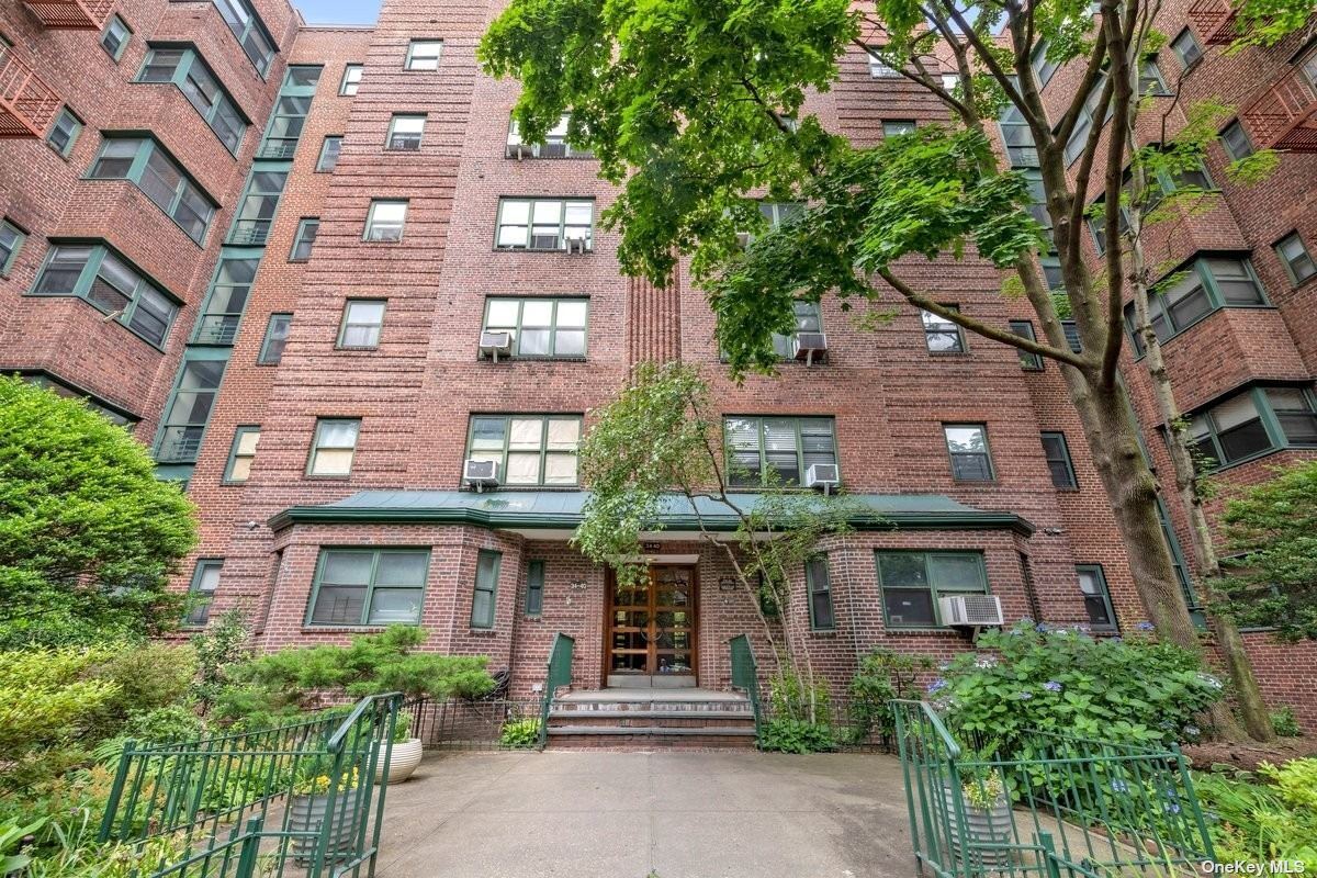 344040 79th St Unit 6E, Queens, NY 11372 Apartment for Rent in