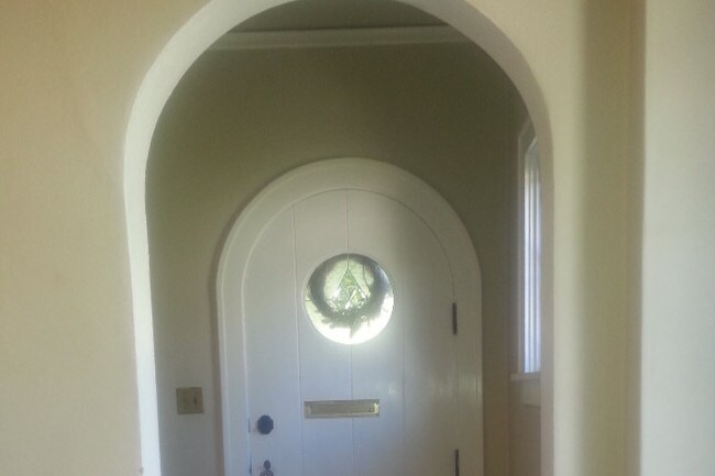 Front entry - 225 NW 28th St
