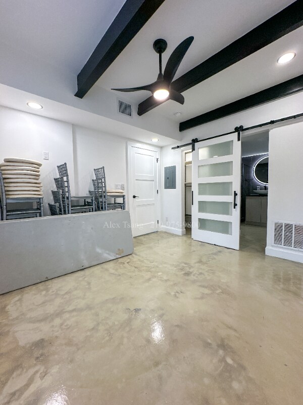 Foto del edificio - 222 S Olive St