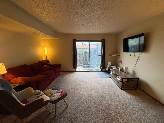 Foto del edificio - 2482 Astrozon Cir