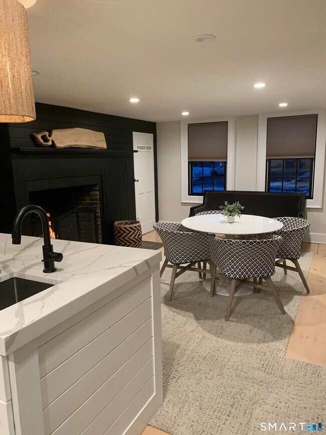 Foto del edificio - 160 Main St