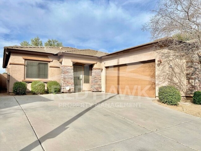 Photo - 1090 S Maverick St House