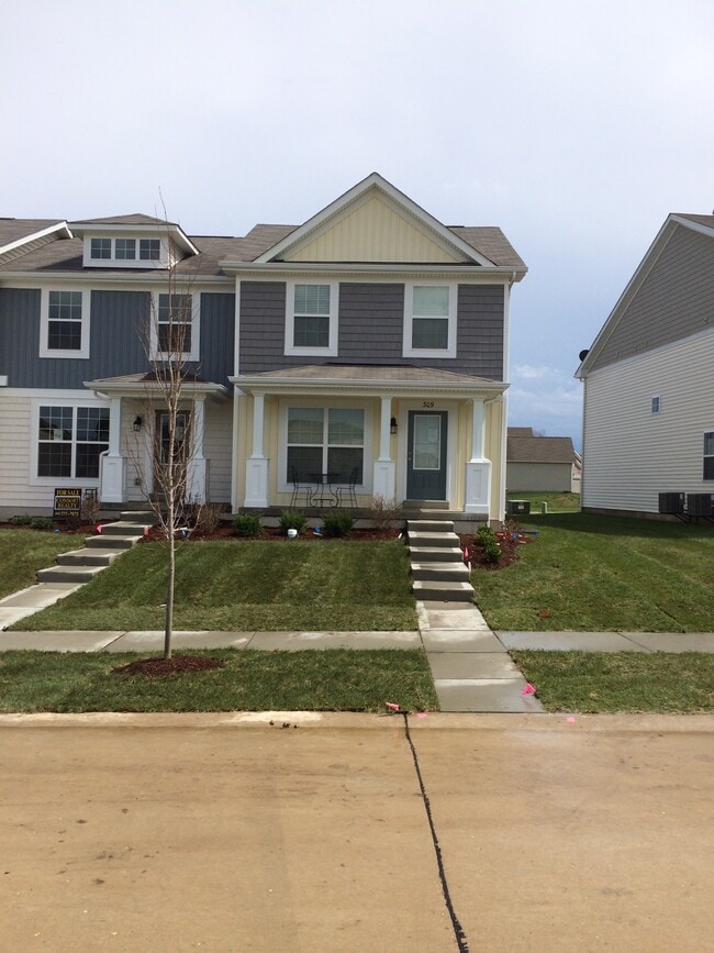 Building Photo - 309 Countryshire Dr