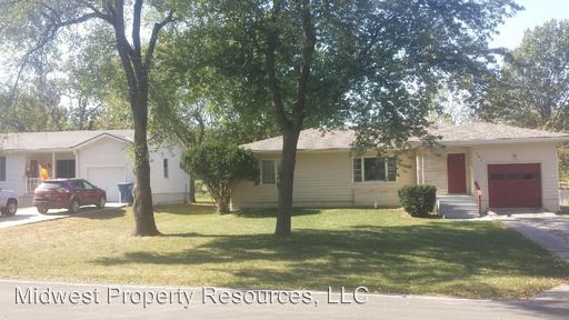 Primary Photo - 308 SE Corder St