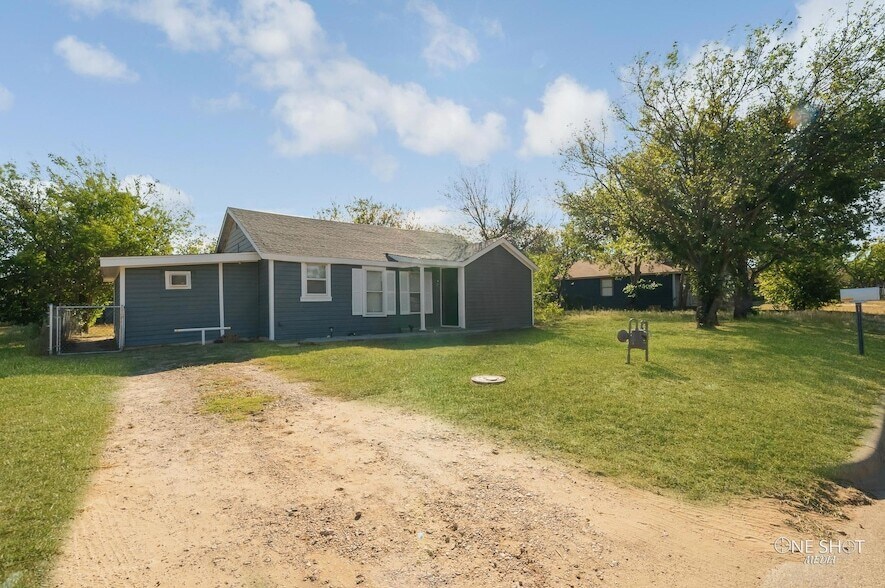 Foto principal - 2781 Orange St