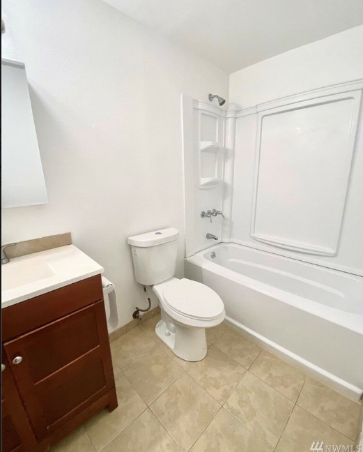 Unit G4 bath - 17516 149th Ave SE