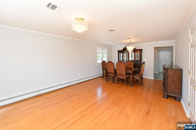 Foto del edificio - 142 Grand 2