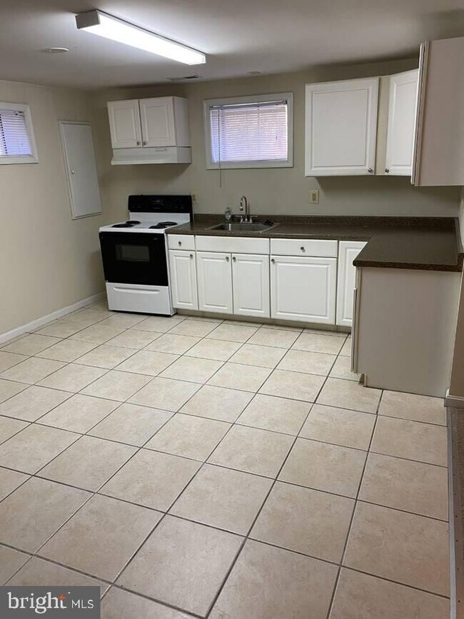 Building Photo - 2510 Davidsonville Rd
