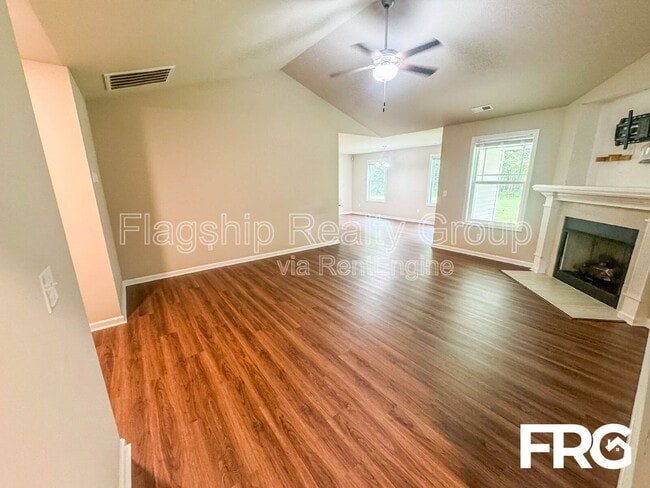 Foto del edificio - 110 Highland Pk Dr
