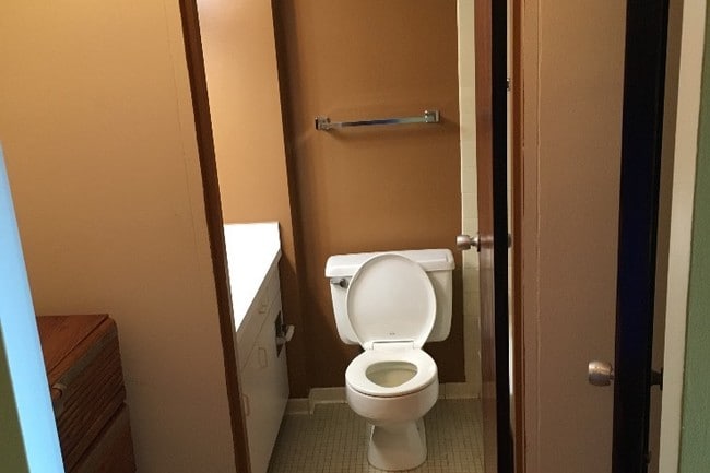 Building Photo - 555 E William St