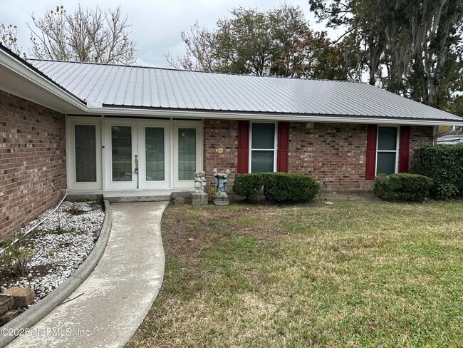 Building Photo - 6192 Duclay Forest Dr S