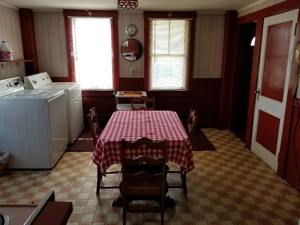 Primary Photo - 215 Mendon Road