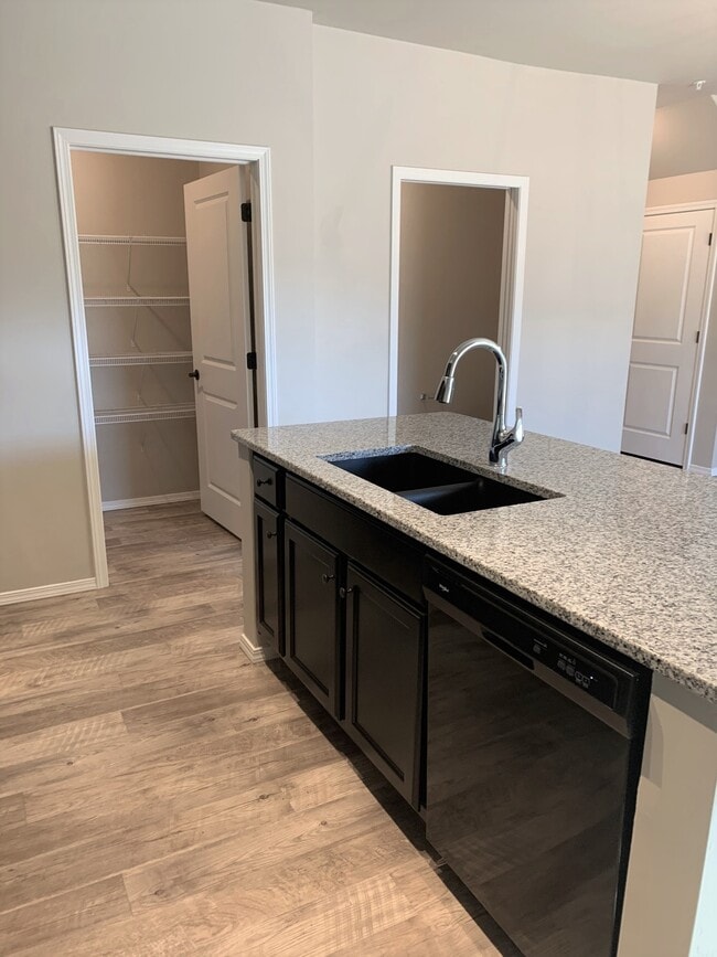 Building Photo - Bridgewater Trails