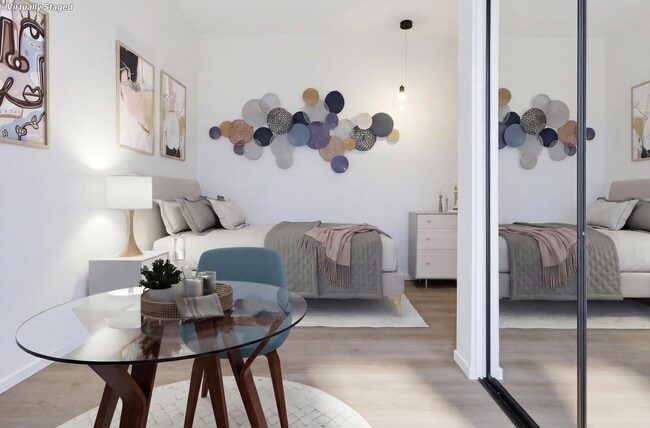 Building Photo - 3042-3044 J St