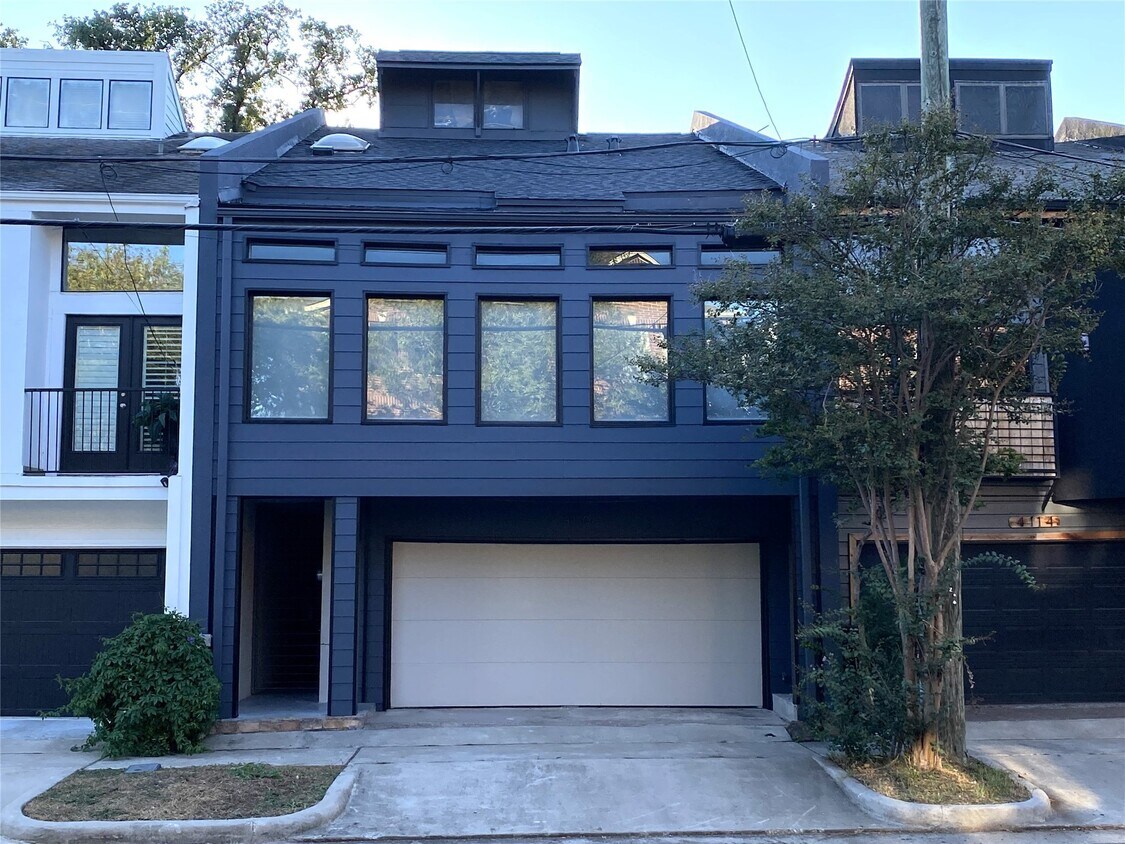 Foto principal - 4116 McDuffie St