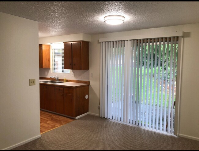 Foto del edificio - 1712 99th Ave SE