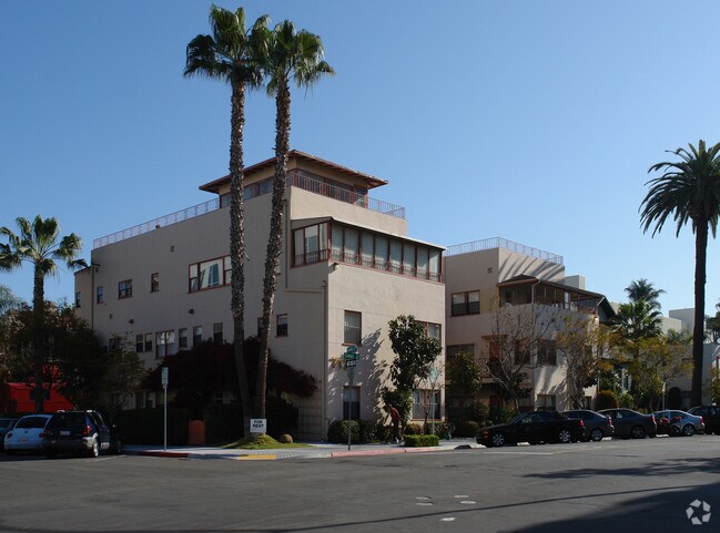 Building Photo - Cortez Heights Apartments