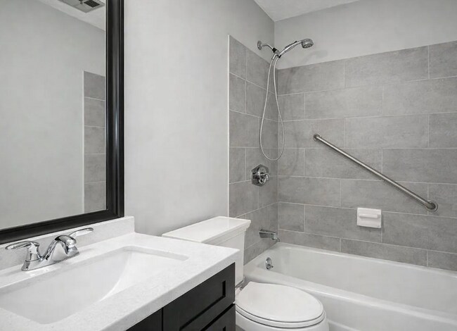 Foto del edificio - 10 Karen Cir