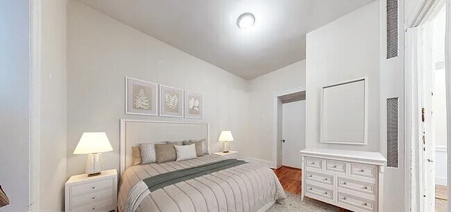 Building Photo - 26 E 91st St