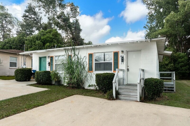 Foto principal - 1436 Hudson St