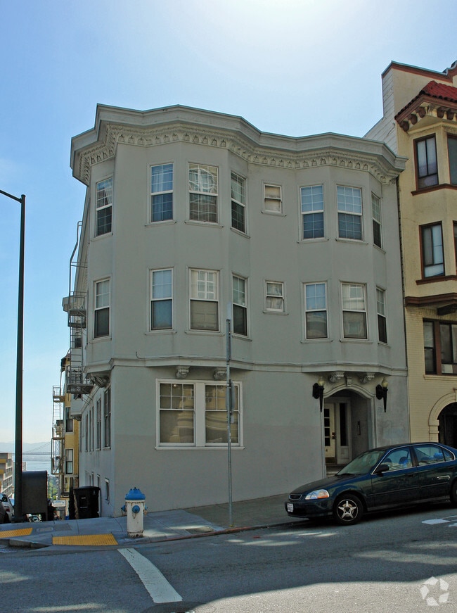 Building Photo - 1095 Pacific Ave