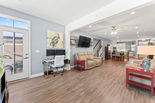 Building Photo - 393 S Downs Cir