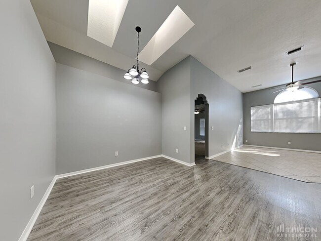 Building Photo - 8821 Key W Cir