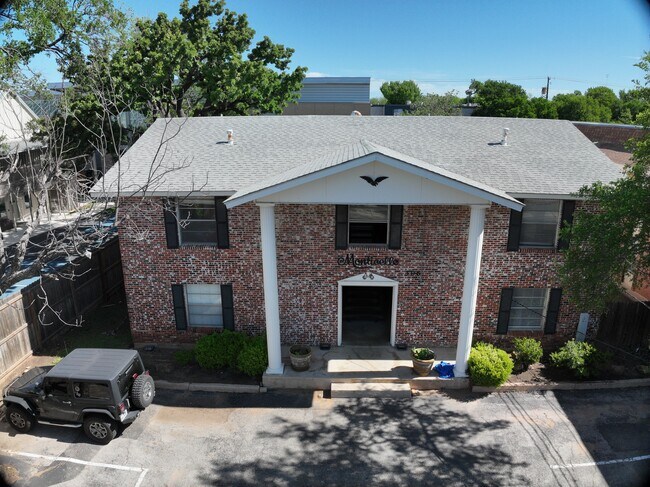 Exterior 3D - Monticello Apartments Hyde Park