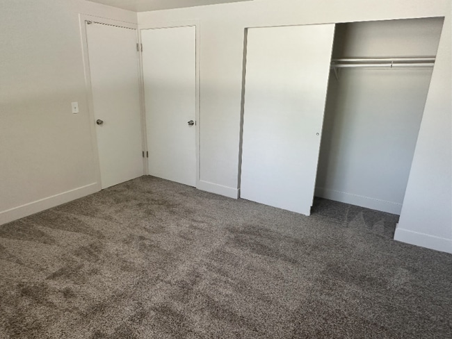 Building Photo - 2117 E 3300 S