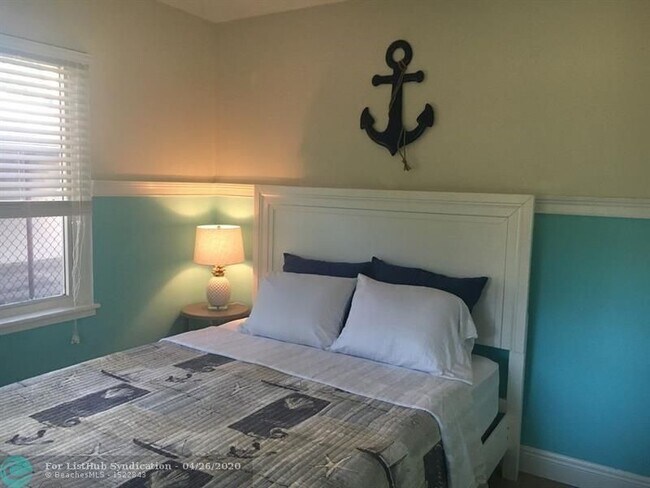 Foto del edificio - 709 SW 19th St