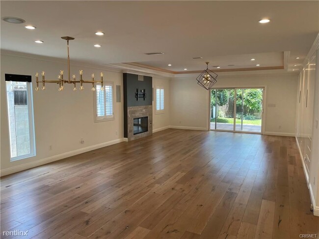 Foto del edificio - 3 br, 3 bath House - 17083 Kingsbury St