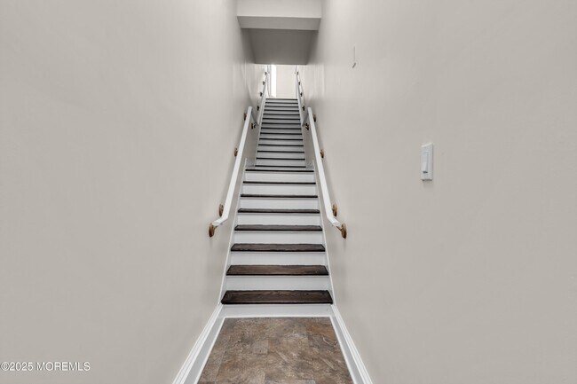 Foto del edificio - 525 Washington Blvd