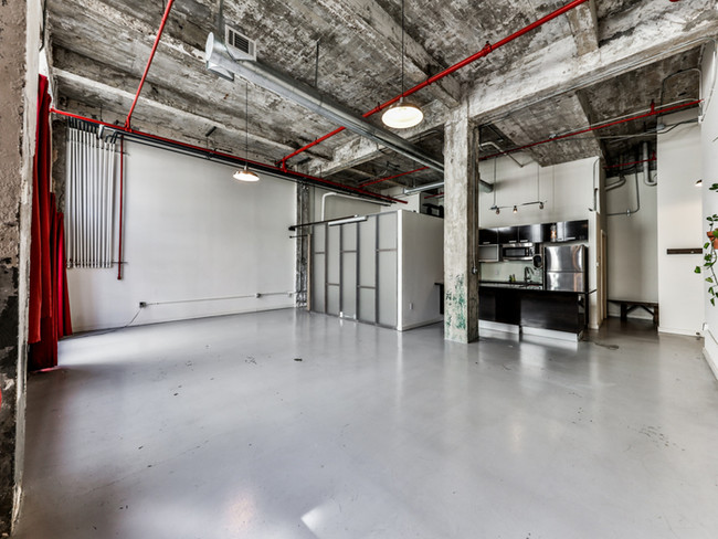 Foto del edificio - ****Industrial Loft at Ponce City Market****