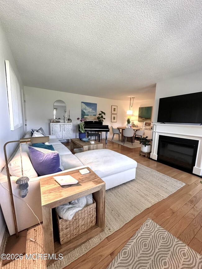 Building Photo - 101 Wharfside Dr