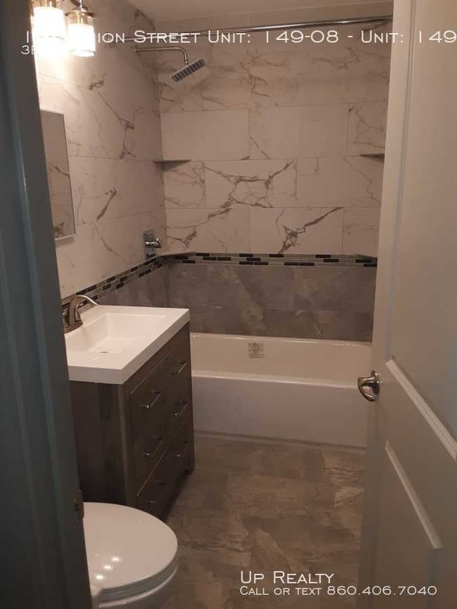 Building Photo - 149 Union St