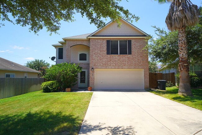 Building Photo - Lovely Cul-De-Sac Home in Schertz/Cibolo N...